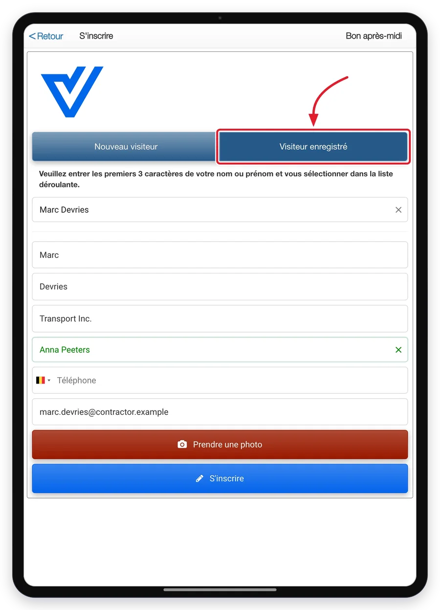Sélectionner un visiteur enregistré sur la tablette